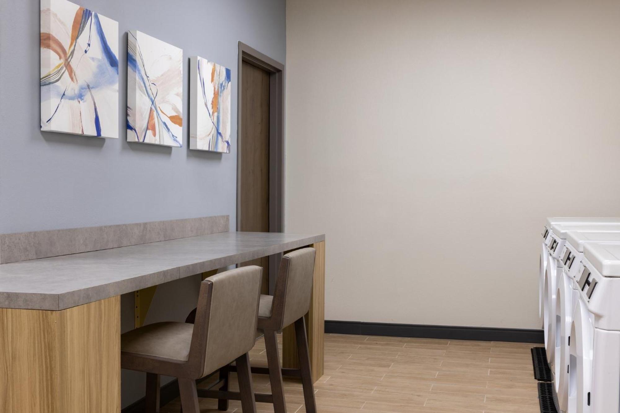 Candlewood Suites Pecos By Ihg エクステリア 写真