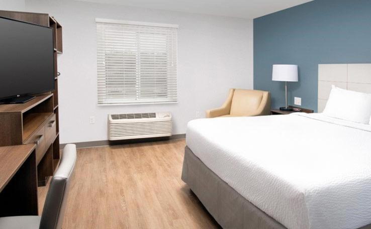 Candlewood Suites Pecos By Ihg エクステリア 写真